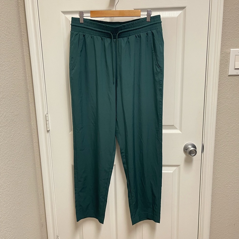 Gap Fit Green Ankle Pants